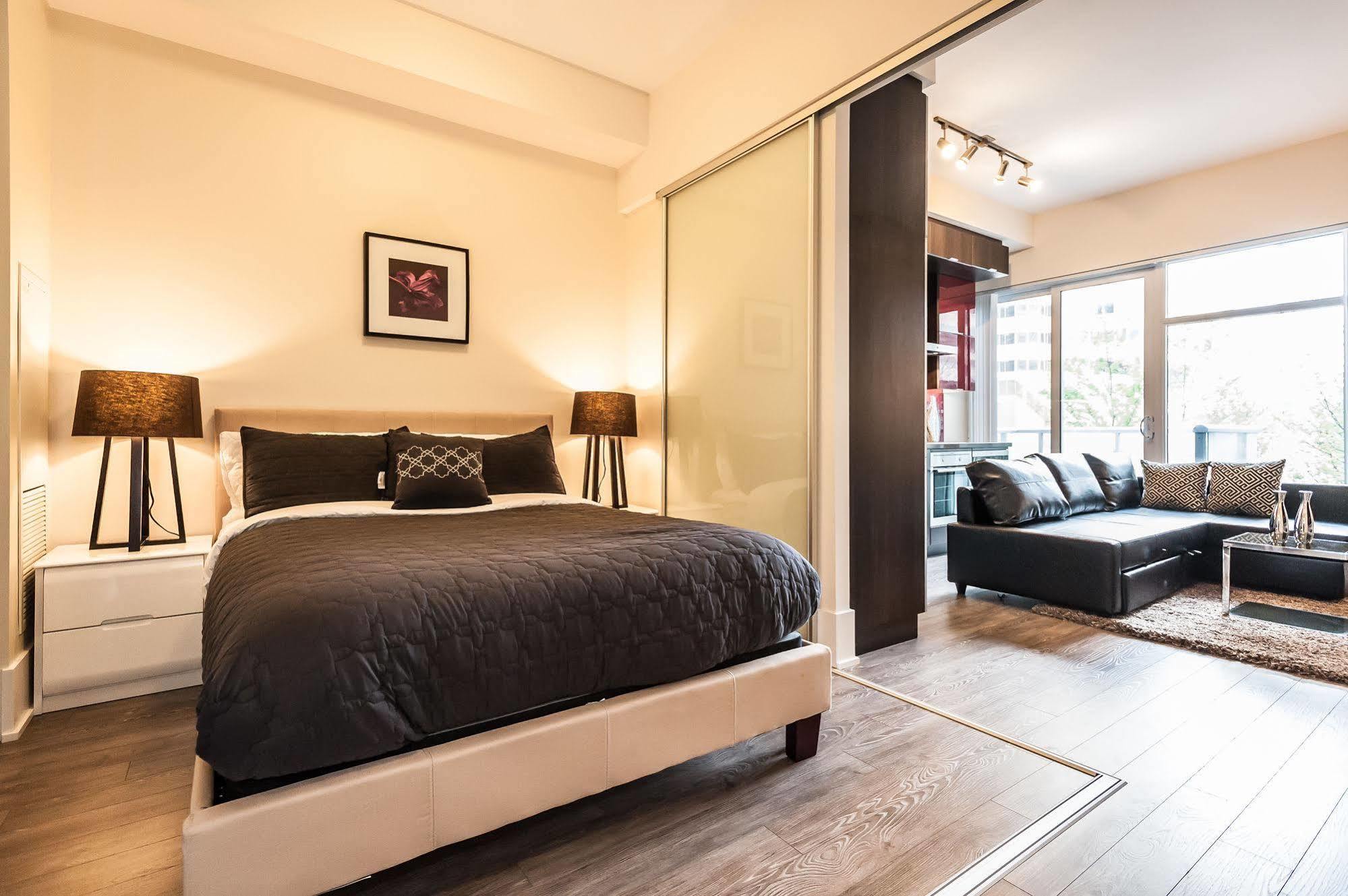 Life Suites Loft - Cn Tower Торонто Екстериор снимка